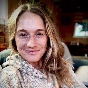 Meet your Posher, Cortney